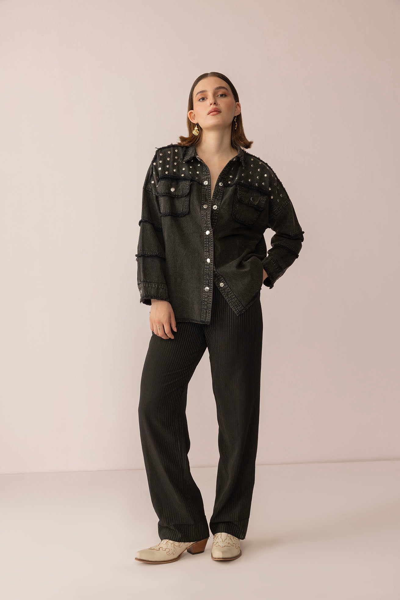 Pearl Dust Jacket in black Washed