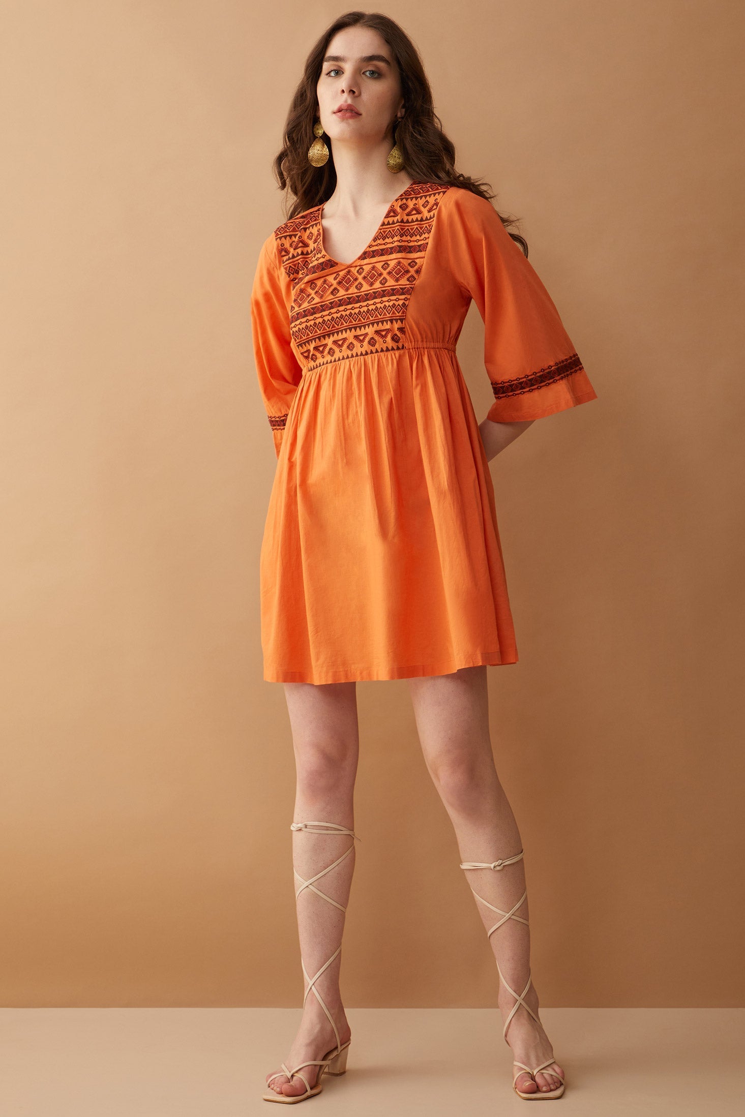 sun embroidered dress Farm Rio Sun Embroidered Midi Dress - Black