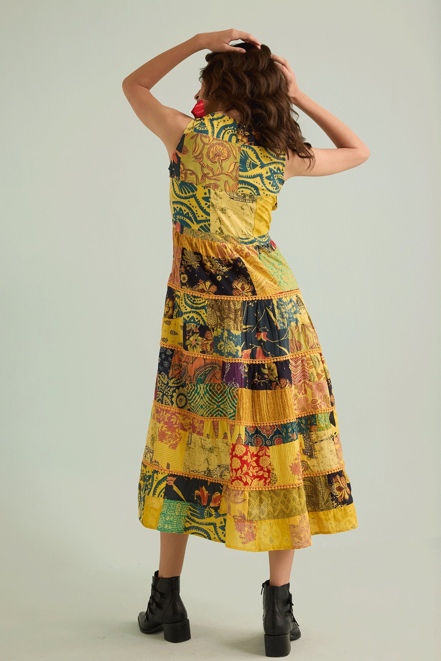 Savannah's Serendipity Pathwork Dress In Yellow