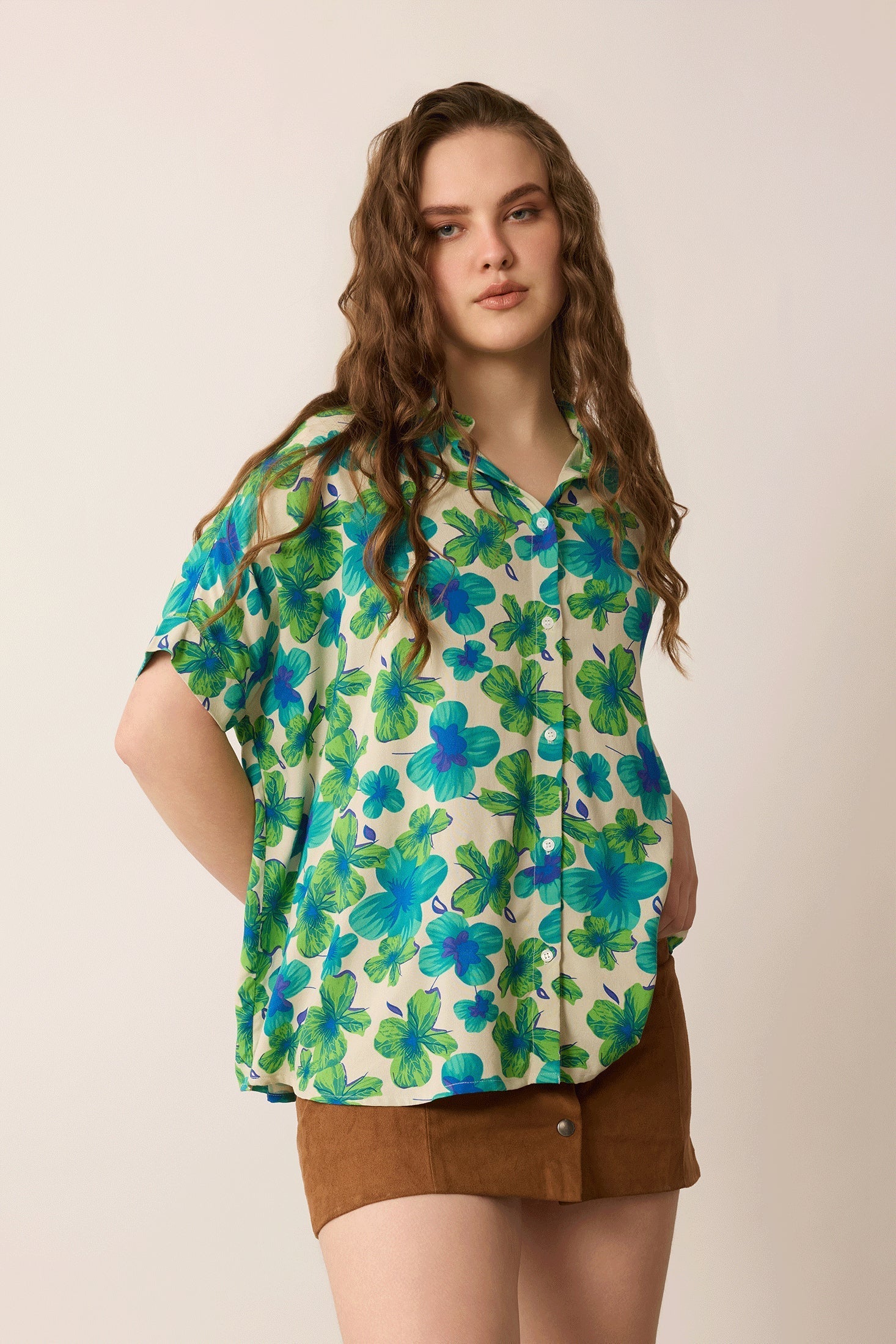 Elizabeth Floral Top In Green And Off White