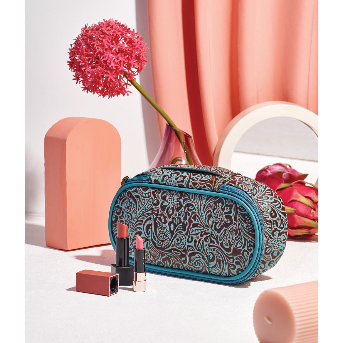 Bondi Blue Make-up Kit